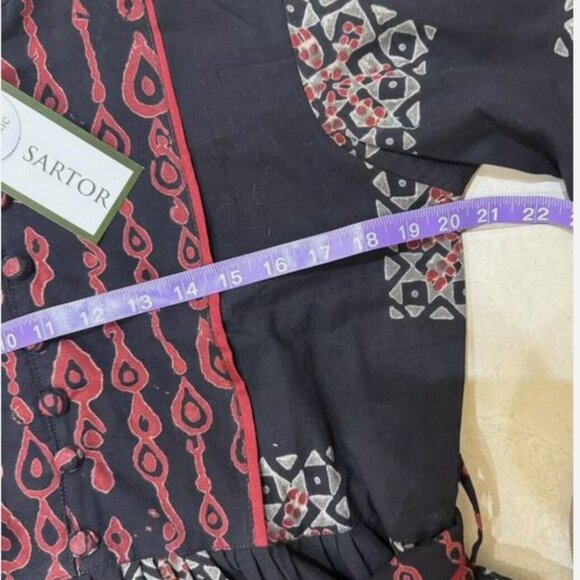 Brand new tuckernuck Sue Sartor red & black contrast print Dress - Picture 4 of 8